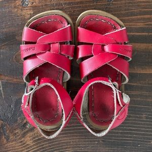 Salt Water Sandals red toddler size 7